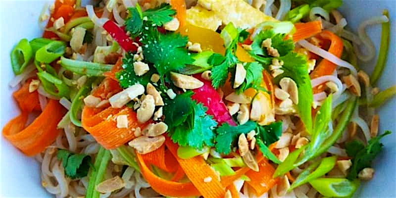 This Colorful Noodle Bowl Is a Delicious Way to Eat More Vegetables