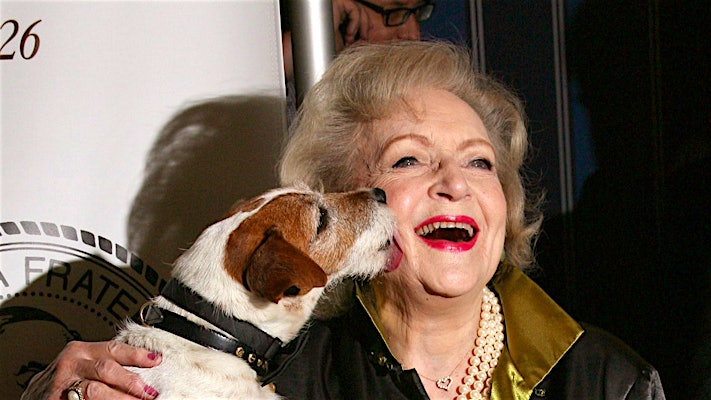 Fans Honor Betty White's Birthday With Heartwarming "Betty White Challenge"